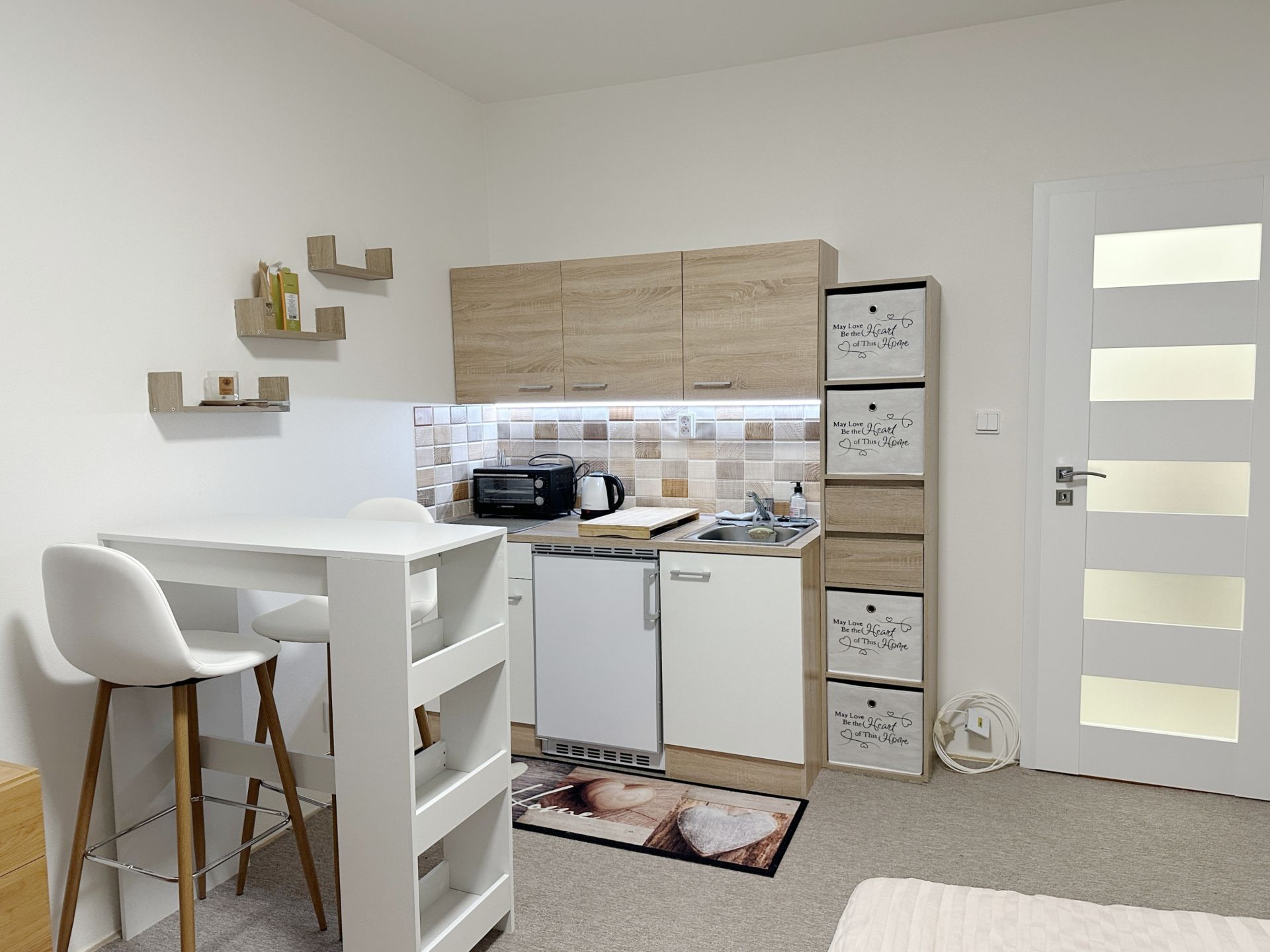 Zrekonštruovaná garzónka na prenájom, Internátna ulica