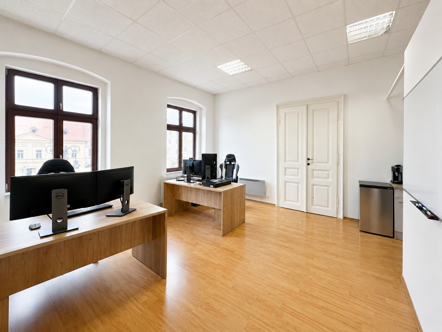 Nebytový priestor pre administratívu, ambulancie, alebo bývanie na Námestí SNP, 104 m2