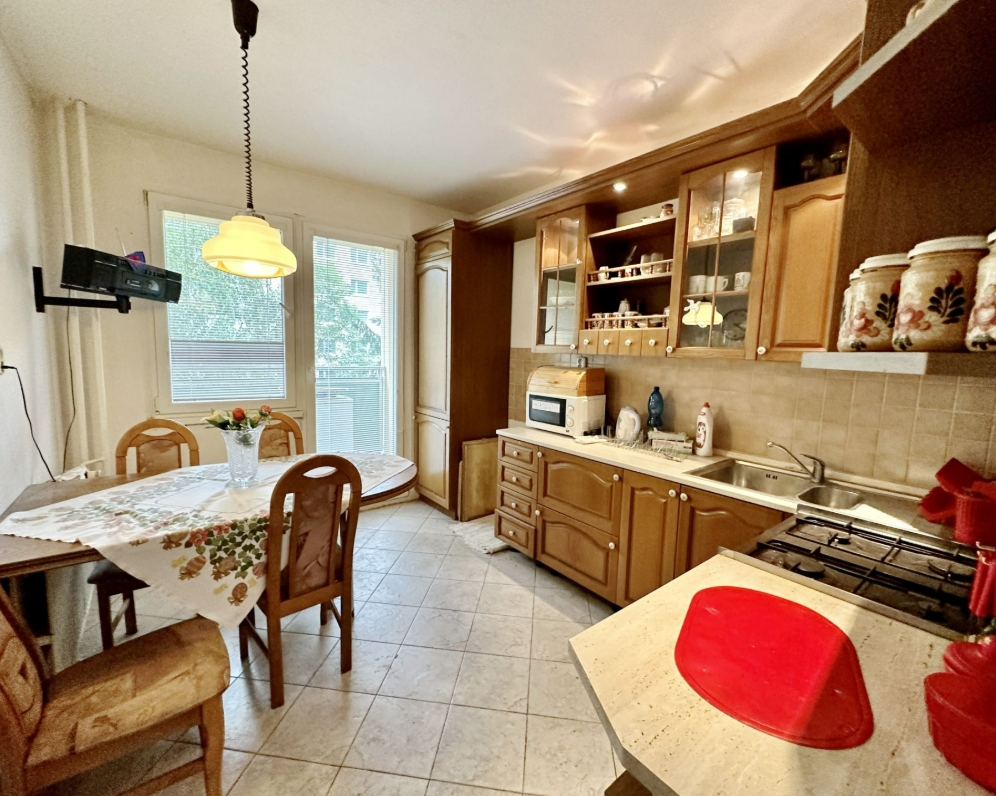 3 izbový byt v Sásovej, Banská Bystrica 70 m2